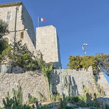 Old Town Superb New Flat, For 3, Ac, Wi-fi Appartamento