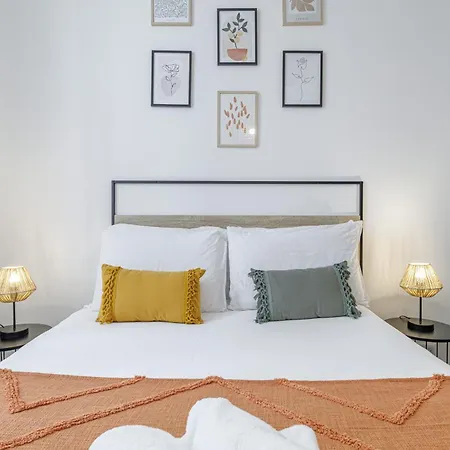 Old Town Superb New Flat, For 3, Ac, Wi-fi *