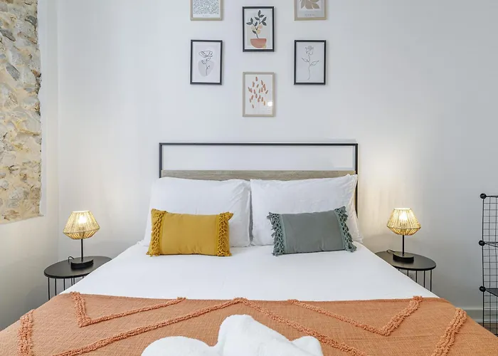 Old Town Superb New Flat, For 3, Ac, Wi-fi *